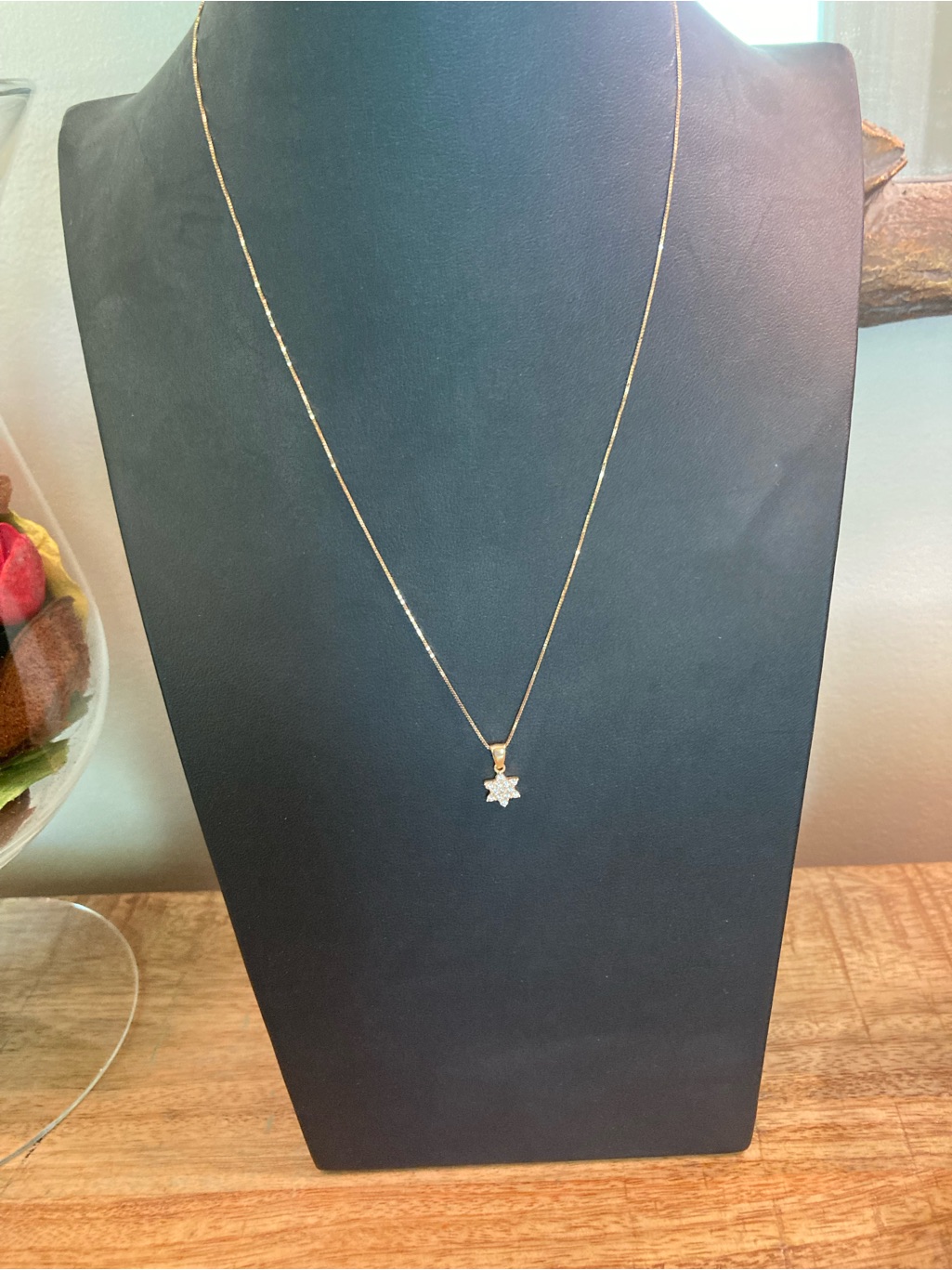 14 Kt Yellow Gold Star Pendant